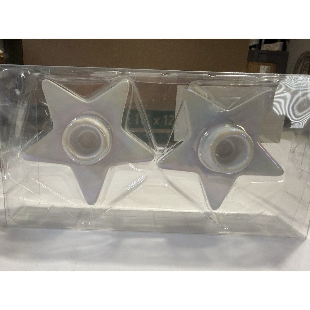 Set of 2 White Ceramic Star Taper Candle Holders Iridescent Finish Ankyo Star